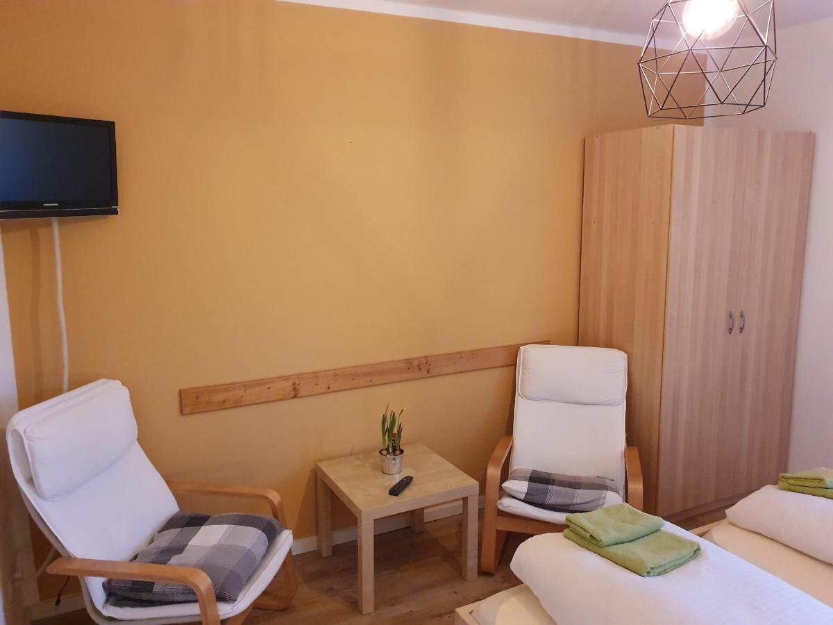 Pension Schuetze Daasdorf am Berge Luaran gambar